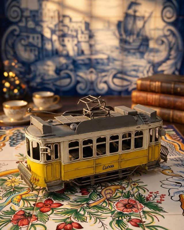 Lisboa Tram 28 Model — from Lisboa